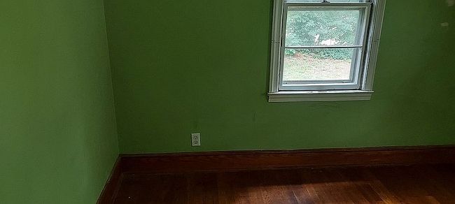 Photo of 5525 Pine View Dr, Winston Salem, NC