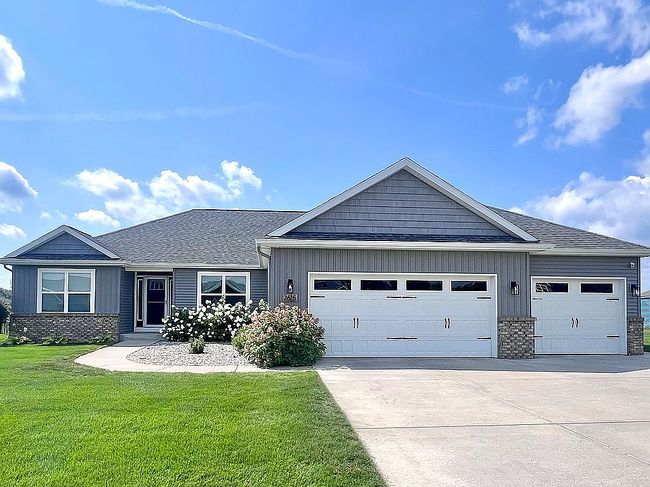 Photo of 2615 Wood Swallow Ave