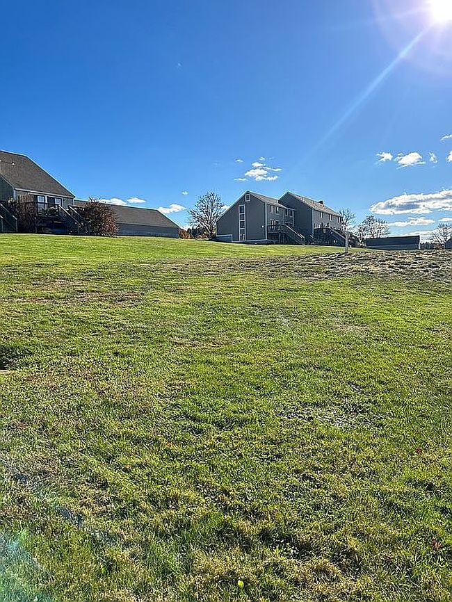 Image of 69 Bayberry Ln