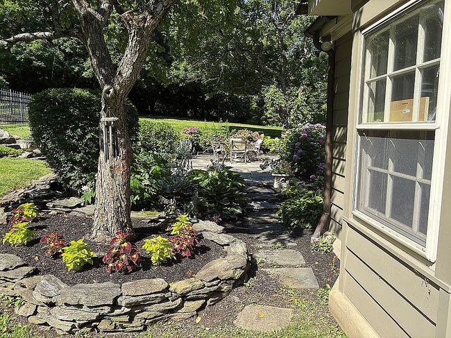 Additional photo 1 of property located at 913 N Spring Mill Rd