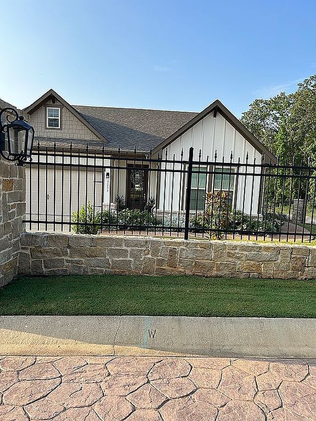 Photo of 9203 Villas Ct, Tyler, TX