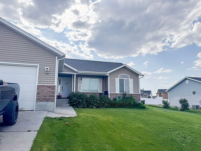 Additional photo 1 of property located at 948 S 190 E