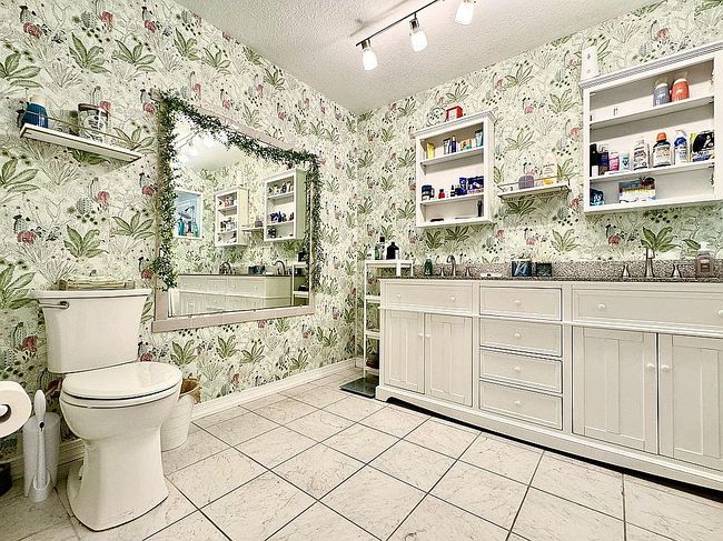 Image of 1209 Demoiselle St