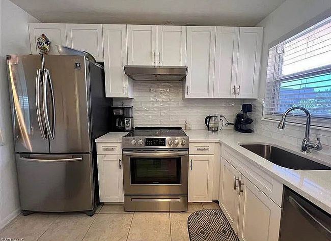 Photo of 200 Forest Lakes Blvd Apt 201, Naples, FL