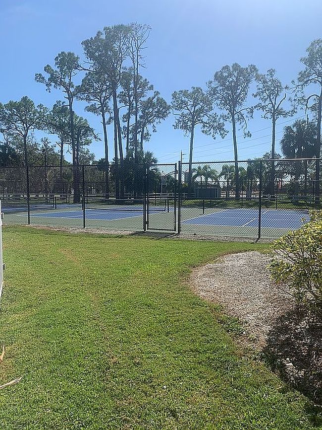 Image of 1300 N River Rd Lot R-14
