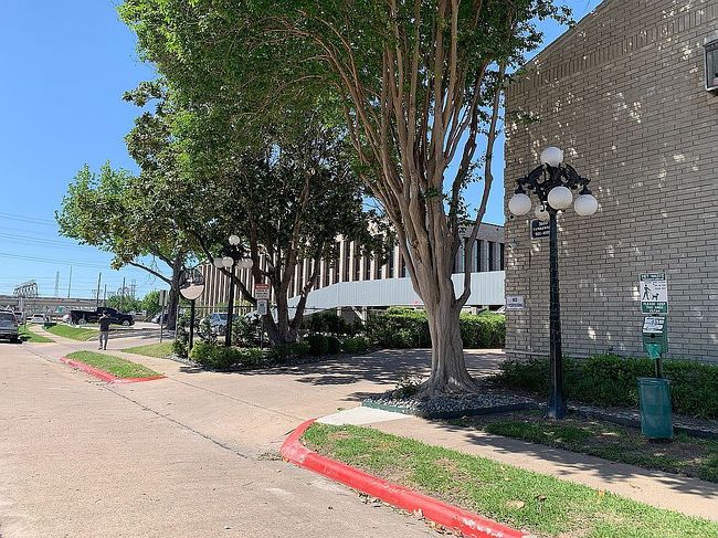 Image of 3800 Tanglewilde St Apt 909