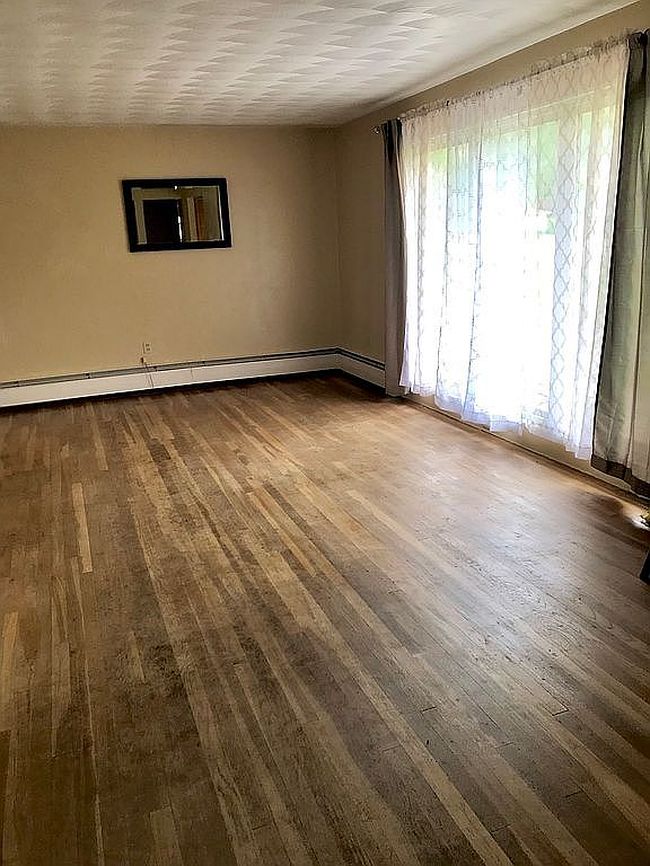 Photo of 53361 Steinersville Rd, Powhatan Point, OH
