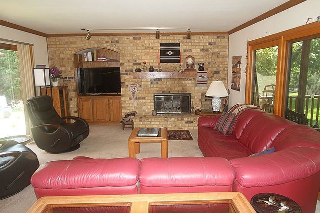 Photo of 22W305 Mccarron Rd, Glen Ellyn, IL