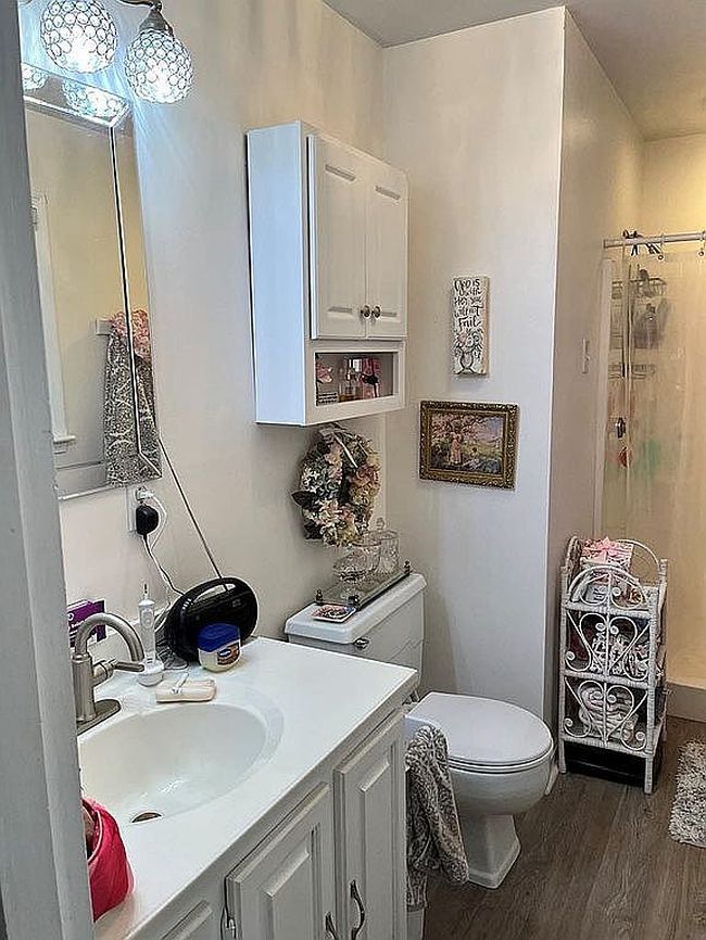 Additional photo 2 of property located at 232 Whitfield Dr