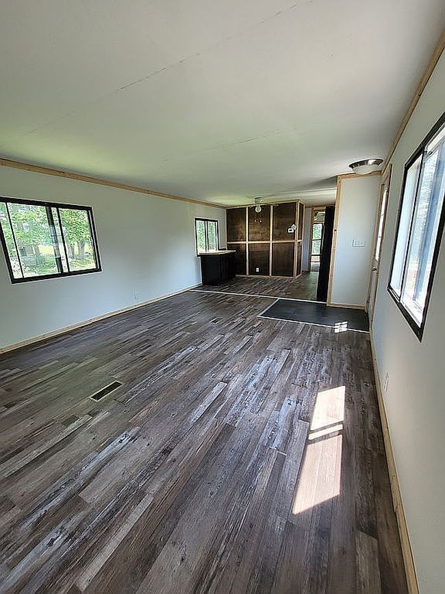 Photo of 116 Mill St, Senecaville, OH