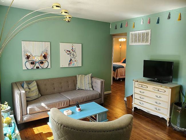 Image of 608 W 25th St Unit 1-2-3