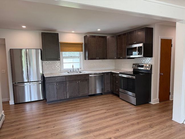 Photo of 296 Granite St, Biddeford, ME
