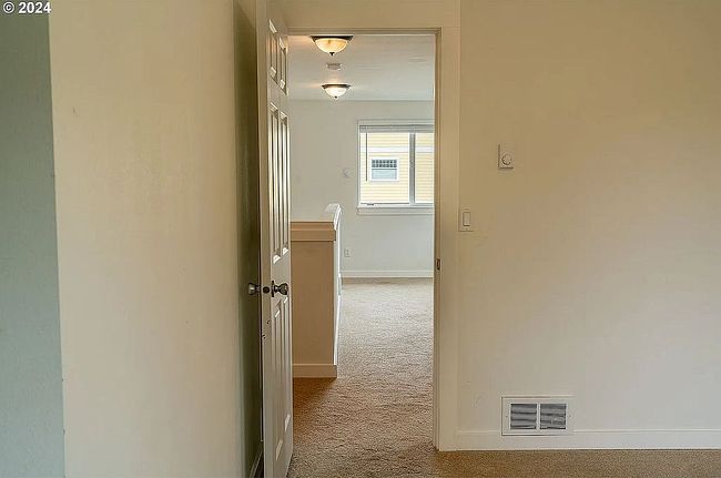 Photo of 877 Ne Virginia Cir, Clatskanie, OR