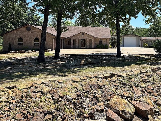 Photo of 6 Crooked Oak Ln, Mcalester, OK