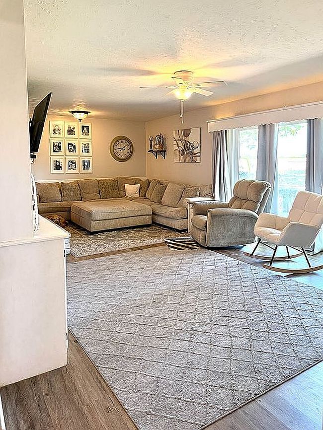 Preview of property located at 1216 Johnson Dr