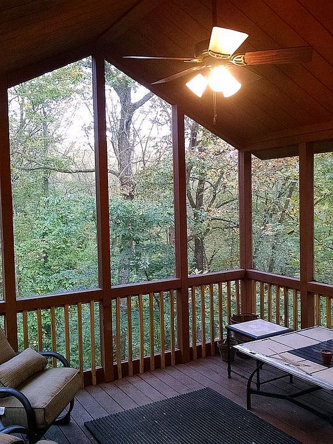 Photo of 2 Westview Ln, Galena, IL