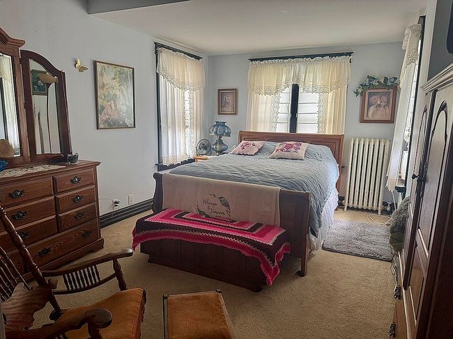 Image of 304 Locust St