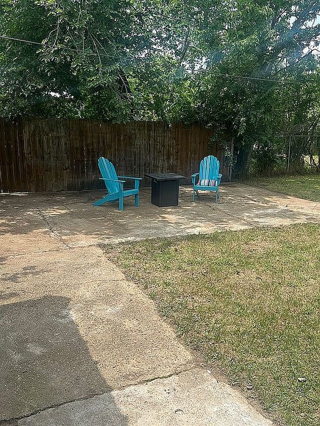 Additional photo 1 of property located at 1117 2nd St