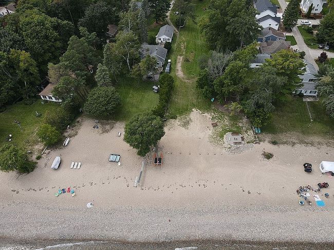 Image of 7830 Lakeshore Rd
