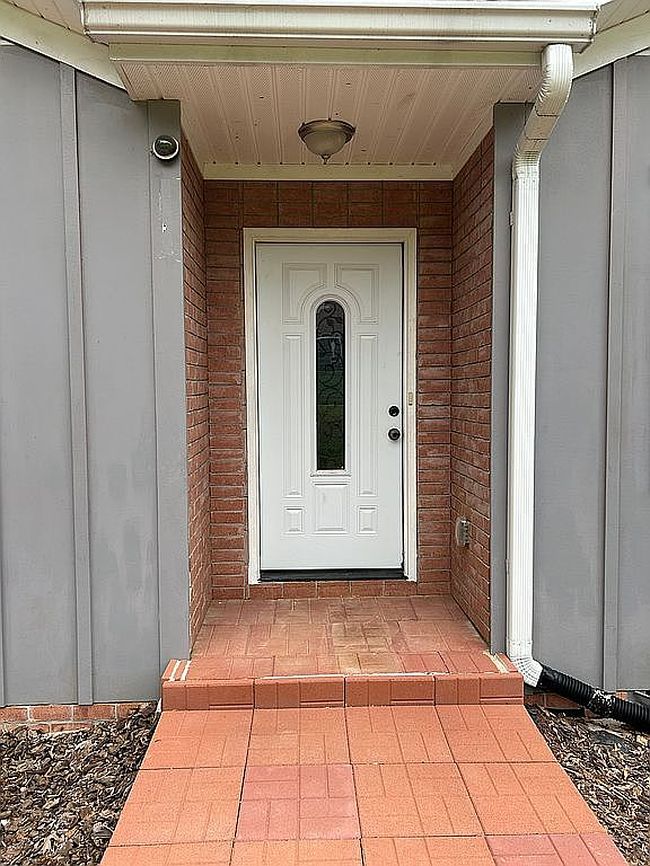 Photo of 4054 Belle Meade Cir, Belmont, NC