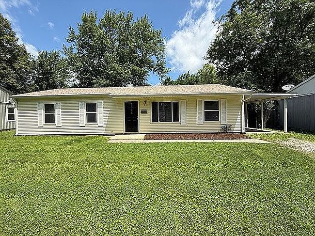 Photo of 7528 Placing Rd, Indianapolis, IN