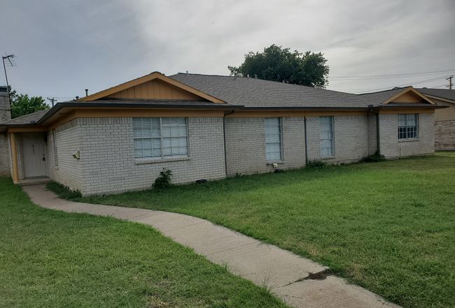 Photo of 4323 Segura Ct S