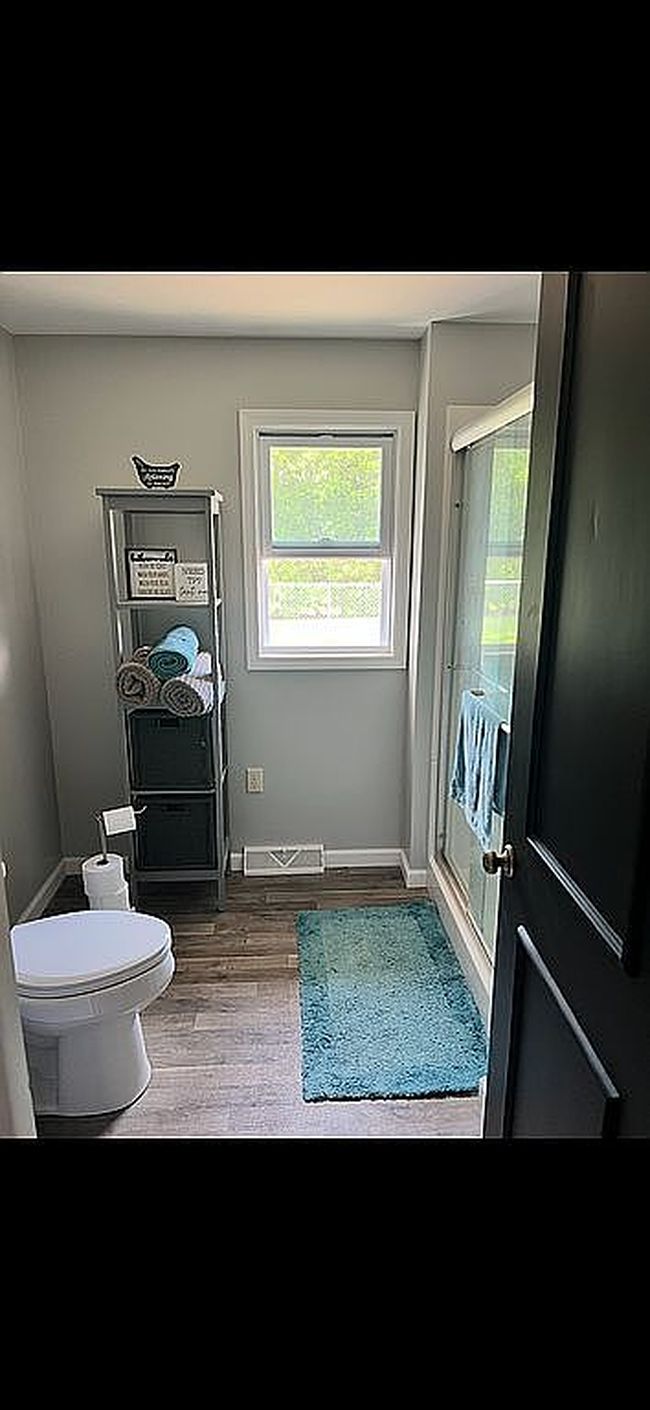 Photo of 109 Greenway Dr, Goshen, IN