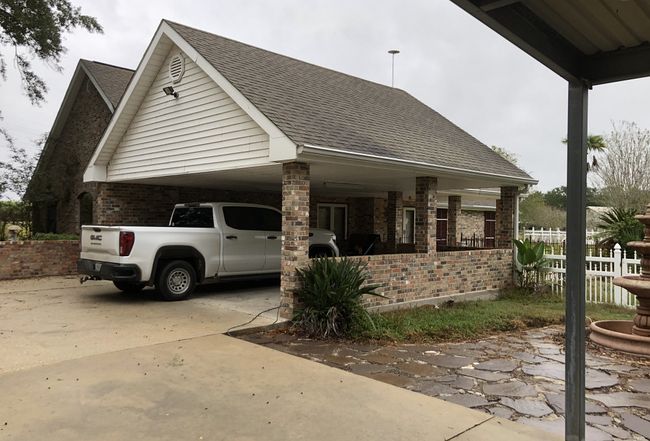 Photo of 7733 Highway 87