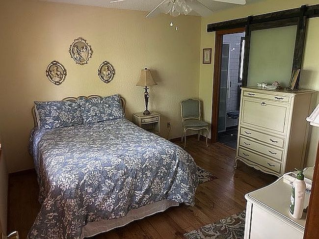 Image of 16 Sandwick Pl