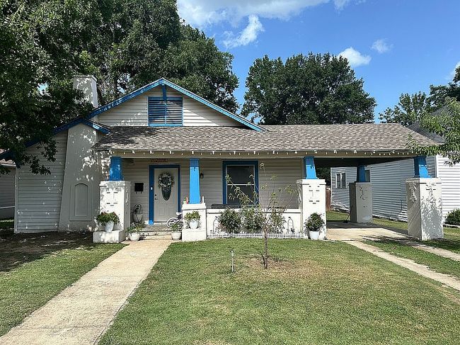 306 N Canton St, Mexia, TX