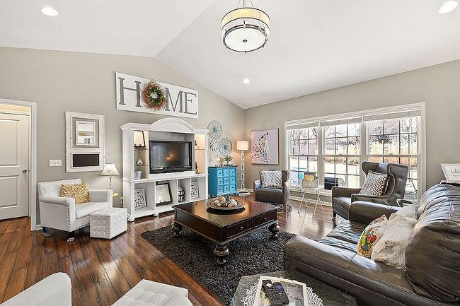 Additional photo 2 of property located at 5211 S 167th St