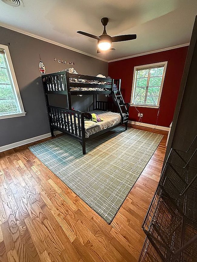 Image of 231 N Brooks St
