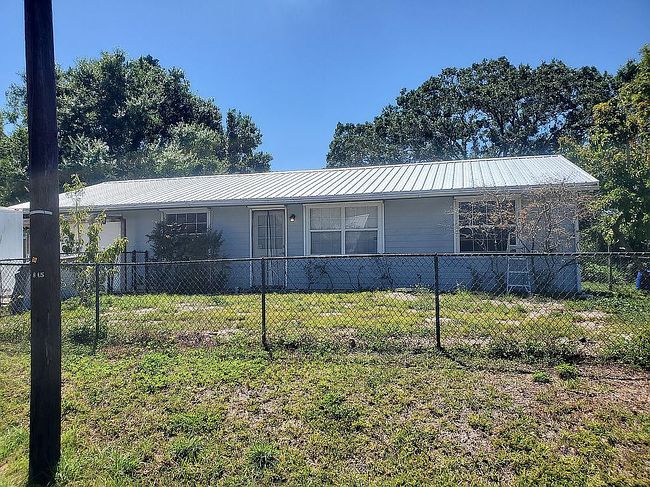 Image of 815 Houle Ave