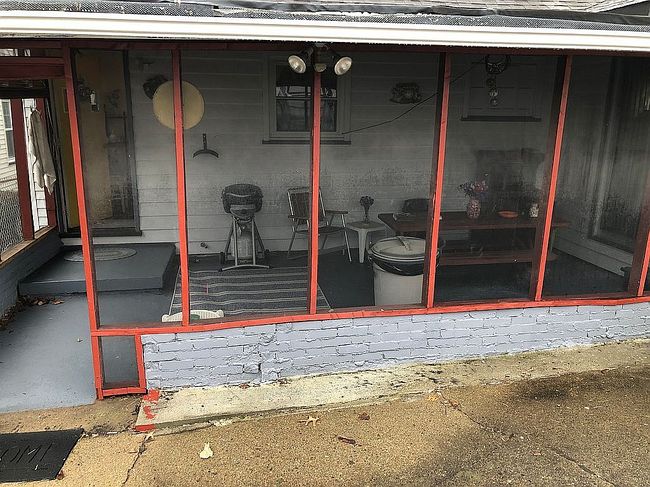 Photo of 1451 Nottoway Dr, Wheeling, WV