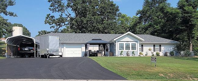 Photo of 226 Hunt Club Cir, Galena, MO
