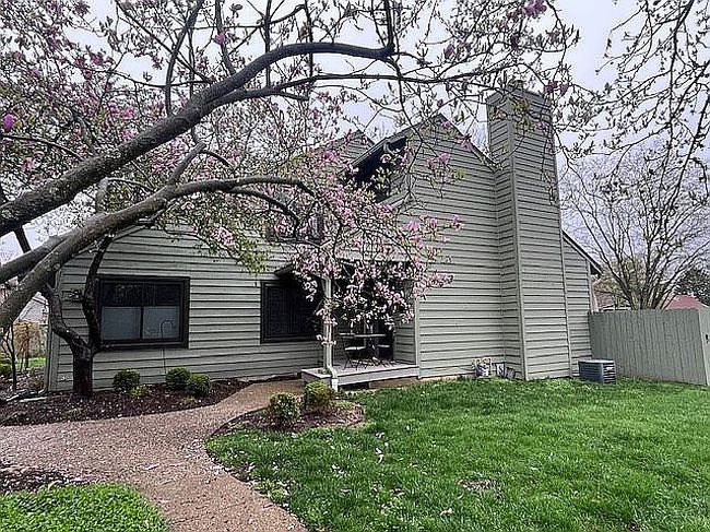 Image of 8415 Skiff Ln