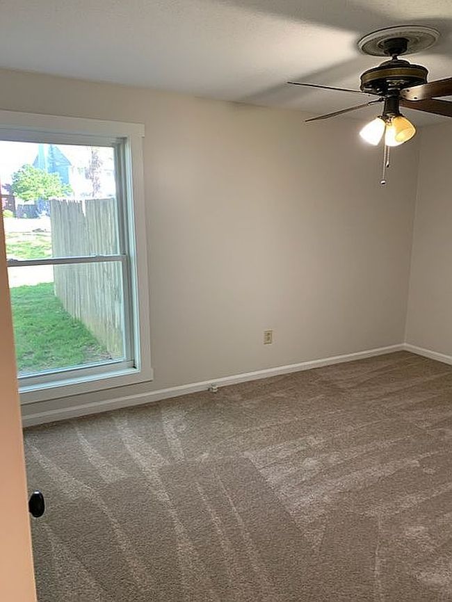 Image of 8610 Lake Shore Dr W