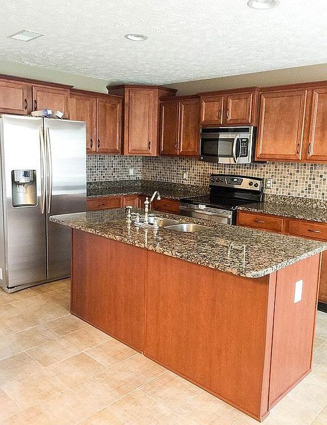 Image of 716 W Accipiter Cir