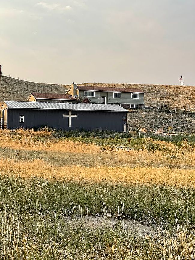 Photo of 21 Ridge Dr, Douglas, WY
