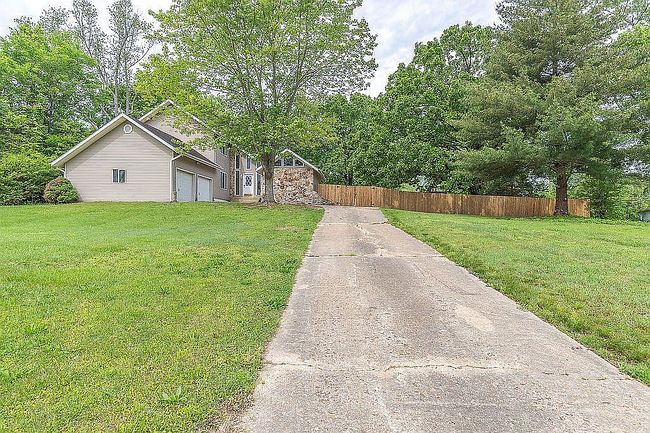 Image of 2867 Windwood Dr