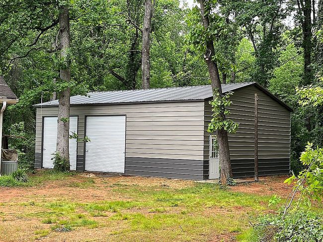 Image of 5895 Cumming Hwy