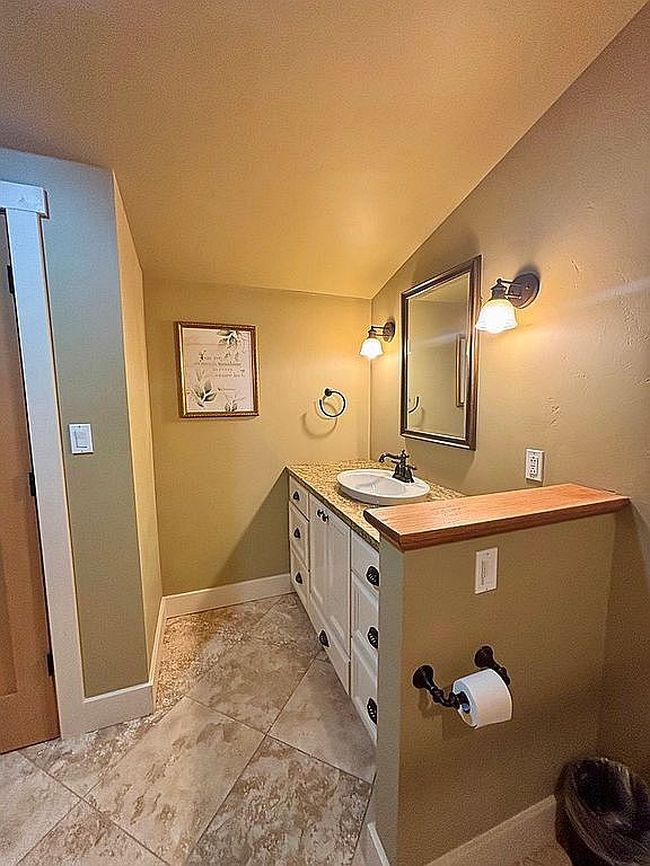 Photo of 755 N Laura St, Ridgway, CO