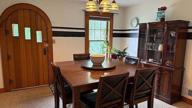Photo of 604 N Gordon St, Pinckneyville, IL
