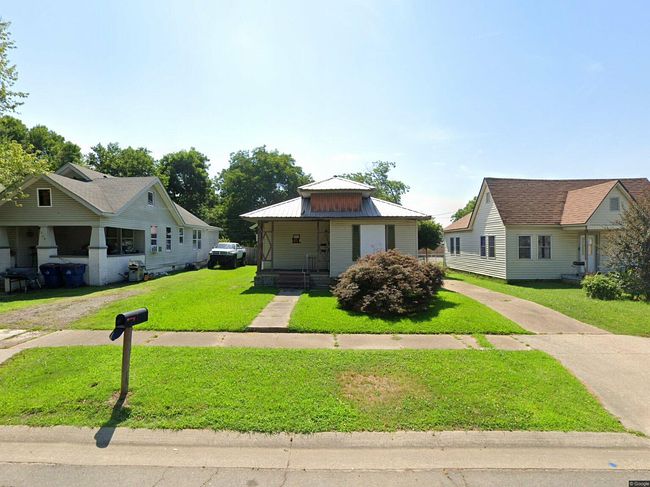 Image of 915 N 34th St