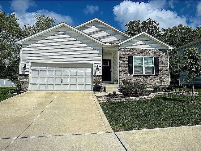 Photo of 5798 Wynnewood Dr, Grove City, OH
