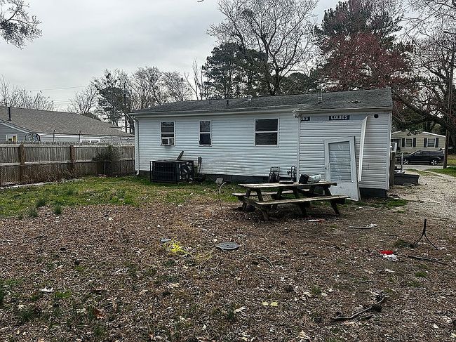 Image of 1005 79th St