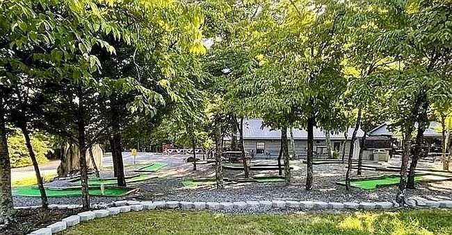 Image of 610 Dogwood Cir