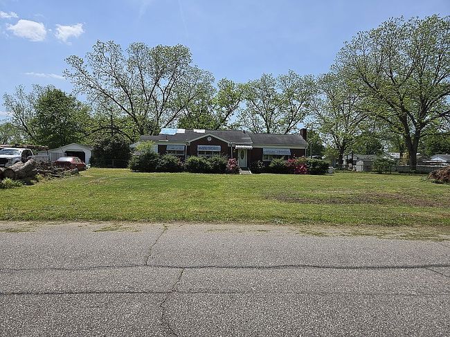Image of 417 Blalock Dr