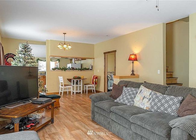 Photo of 241 Beach St, Pateros, WA