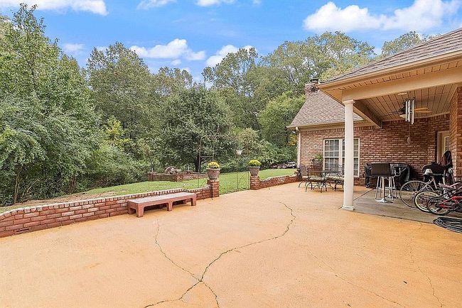 Photo of 832 W Oak Grove Rd, Hernando, MS